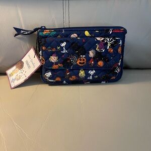 RARE!! NIP Vera Bradley Peanuts Halloween Wallet Crossbody.